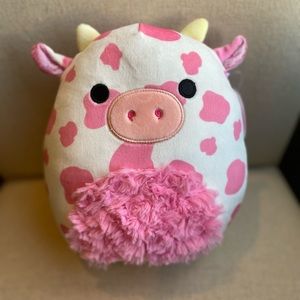 NEW Squishmallows Evangelica the Cow Valentine 2023 8 Inch 8”